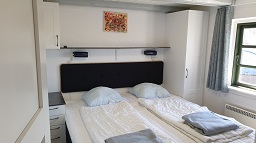 Schlafzimmer unten Doppelbett Grsse 180x200